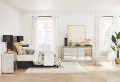 Orchids In Glass Bowl -decoration webimage 020232965 014775920 042474336 Bedroom GIF1 full o