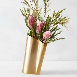 Mercer Vase -decoration webimage 120212578 4 jpg