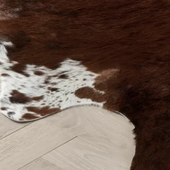 Augusto Hair On Cowhide Rug - Dark Brown -decoration webimage 620002653 2 jpg