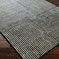 Emerson Rug - Black 10 Emerson Rug - Black -decoration webimage 620009320 DTL