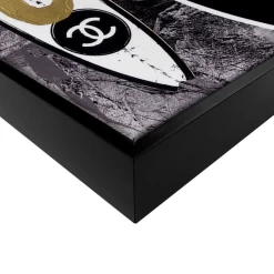 Wild Thing - Black Frame/Gold Accents -decoration webimage 630351813 630344870 630335947 DTL2