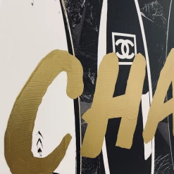 Wild Thing - Gold Frame/Gold Accents 9 Wild Thing - Gold Frame/Gold Accents -decoration webimage 630355101 630405244 630447378 DTL1