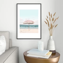 Pink Umbrella -decoration webimage 630600270 RV