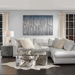 The Light Glimmer -decoration webimage 750260565 rv01 jpg